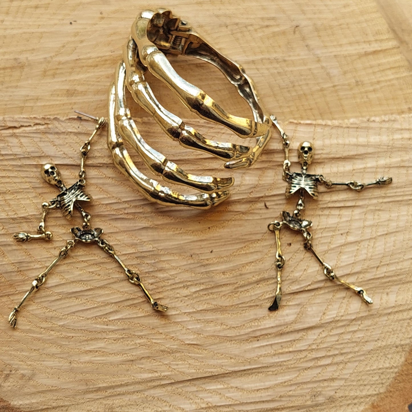 Gothic Skull Earrings & Claw Bracelet Set - Vintage Punk Jewelry Silver Gold