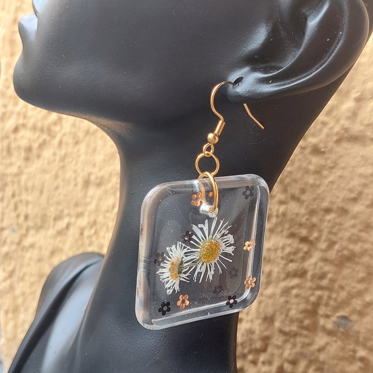 Real Flower Resin Earrings – Handmade Nature Jewelry | Limited Edition