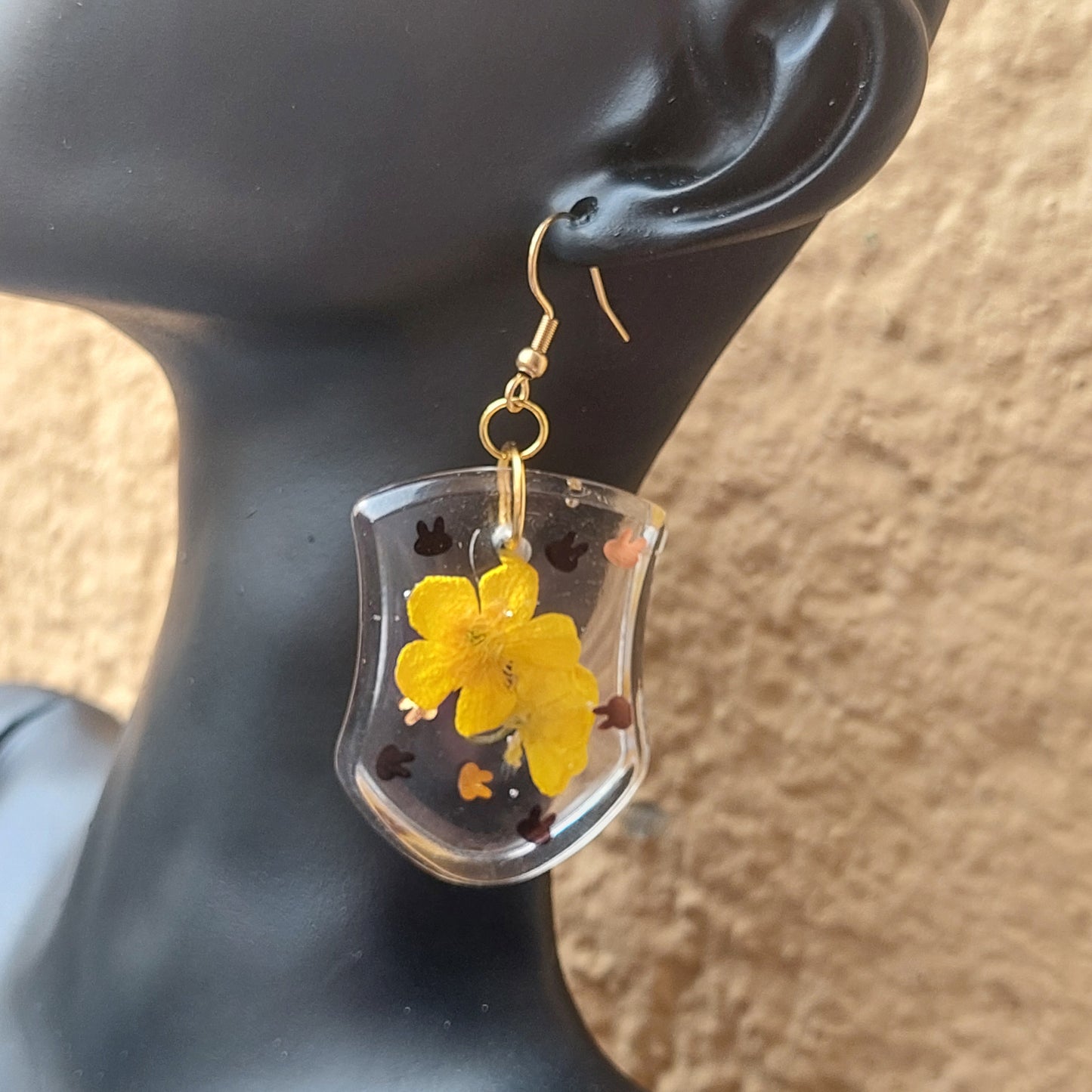 Real Flower Resin Earrings – Handmade Nature Jewelry | Limited Edition