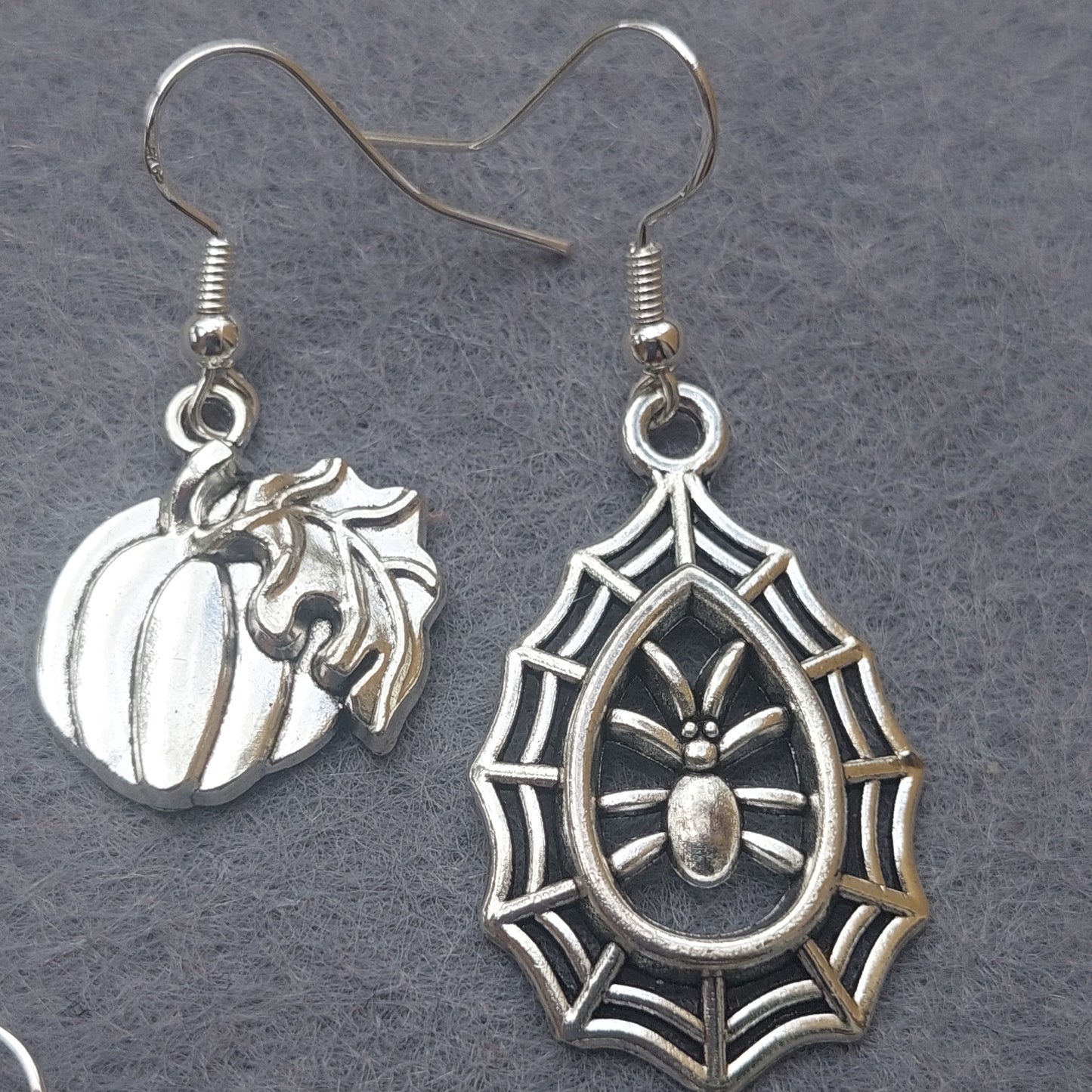 Gothic Halloween Asymmetric Earrings – 925 Silver Hooks – Spiders, Pumpkins, Skulls, Witch & Cat, Haunted Castle, Ghost – Gift Box