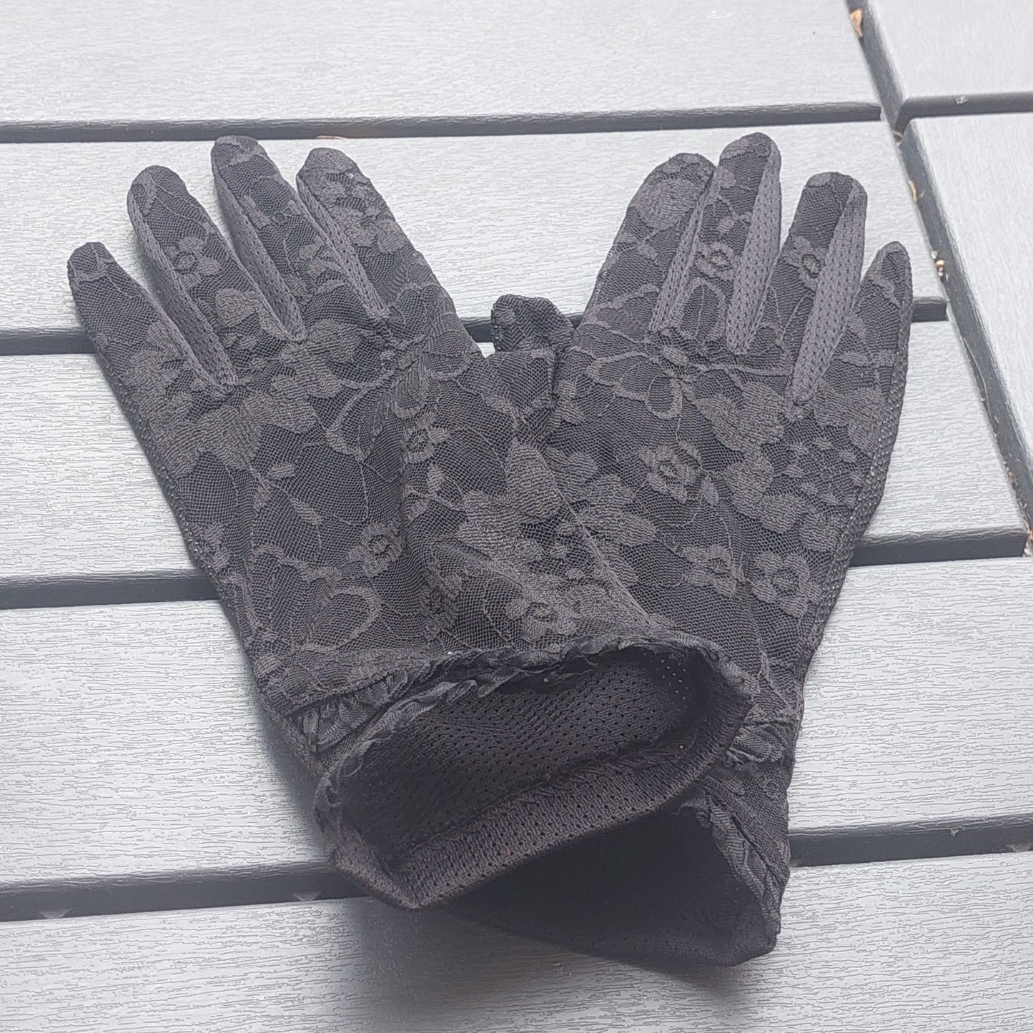 Elegant Lace Gloves for Women – Black, White & Grey | Touchscreen Compatible, Breathable, Gift Box, Wedding & Evening Accessories