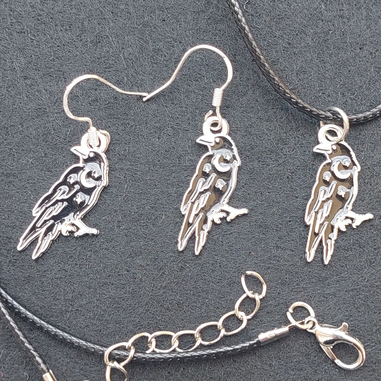 Gothic Halloween Jewelry Collection – Earrings & Necklace (9 Sets)