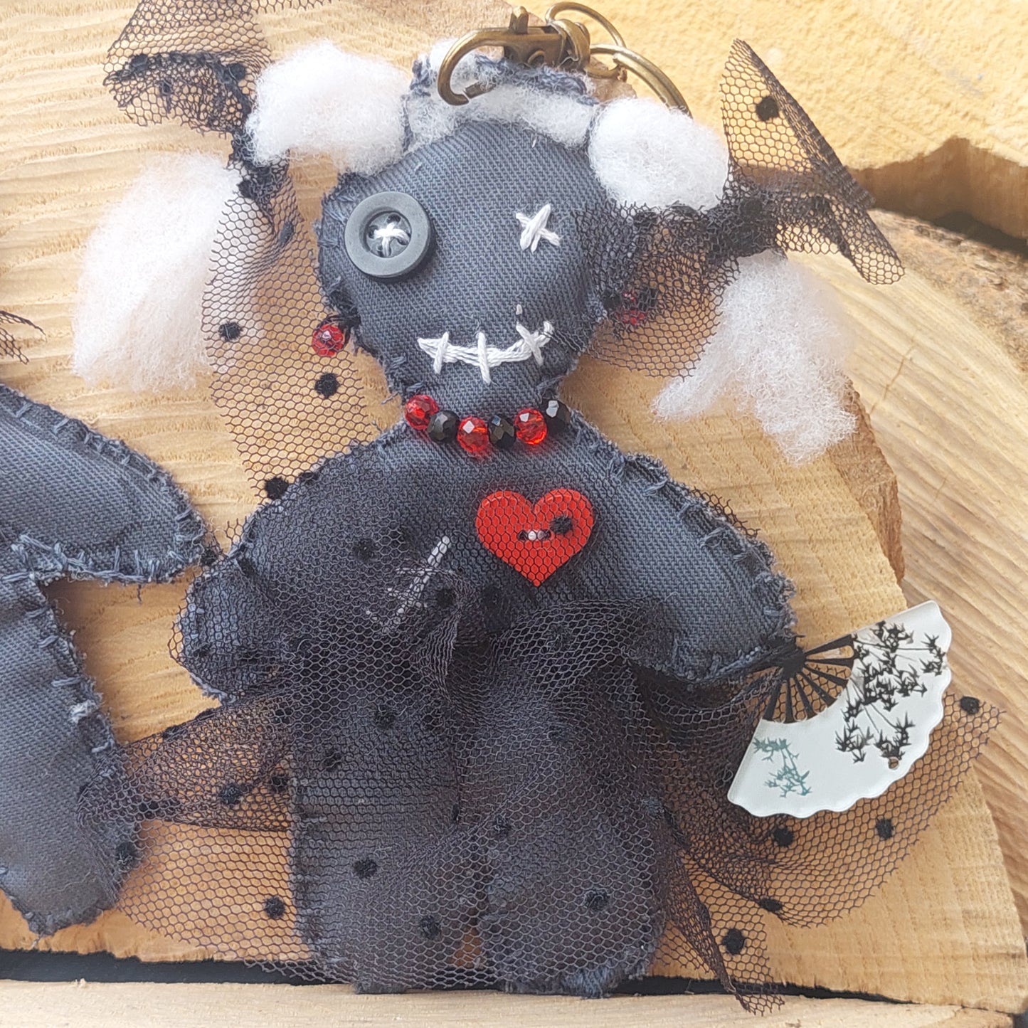 Mr. & Mrs. Smith – Gothic Voodoo Doll Keychain | Handmade Creepy Cute Couple Gift, Gothic Accessory