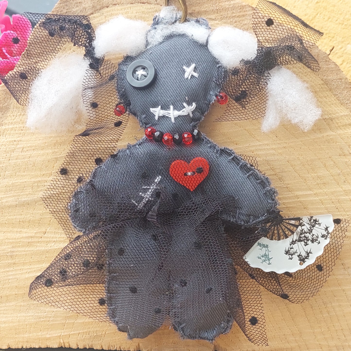 Mr. & Mrs. Smith – Gothic Voodoo Doll Keychain | Handmade Creepy Cute Couple Gift, Gothic Accessory