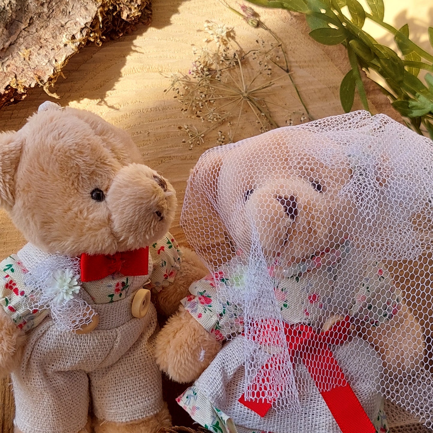 Wedding Plush Toy Couple – Teddy Bears & Bunnies in Bridal Outfits, 12 cm – Romantic Keychain, Gift & Home Decor