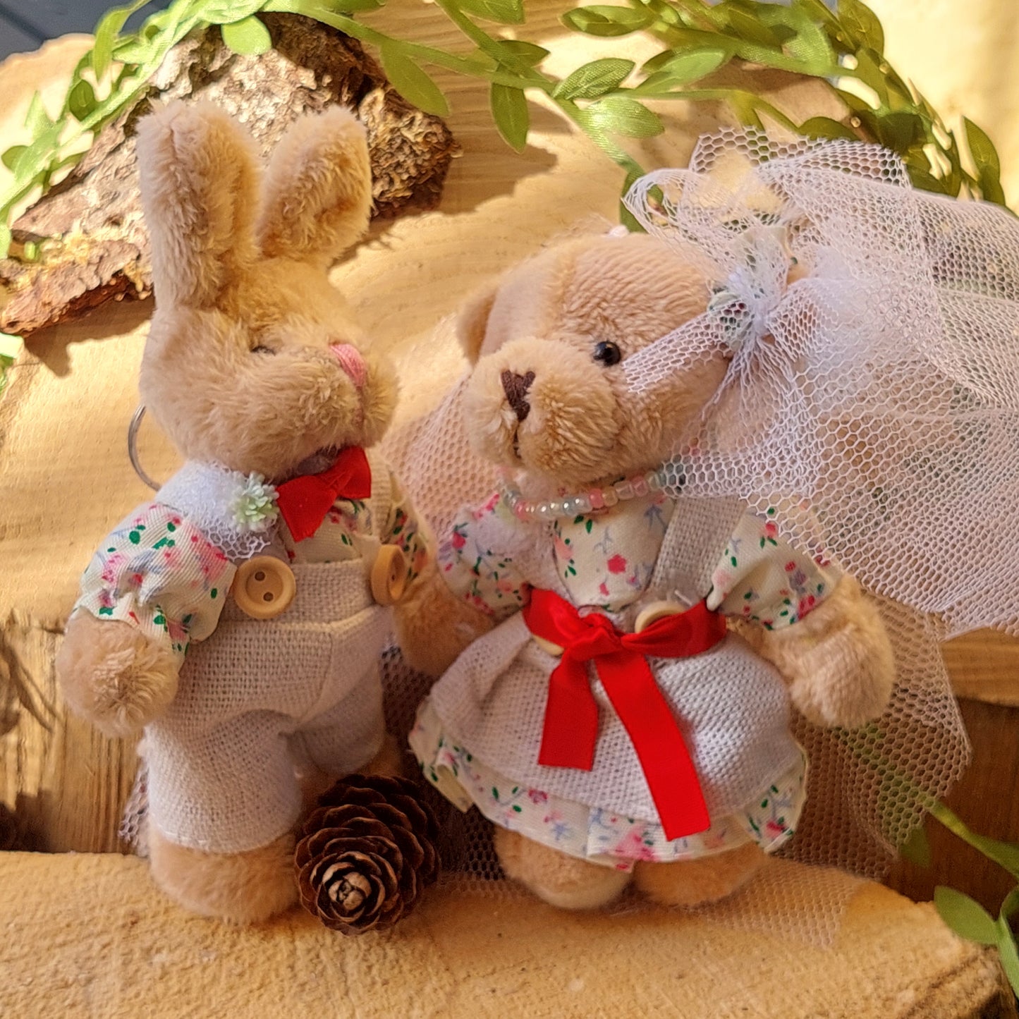 Wedding Plush Toy Couple – Teddy Bears & Bunnies in Bridal Outfits, 12 cm – Romantic Keychain, Gift & Home Decor