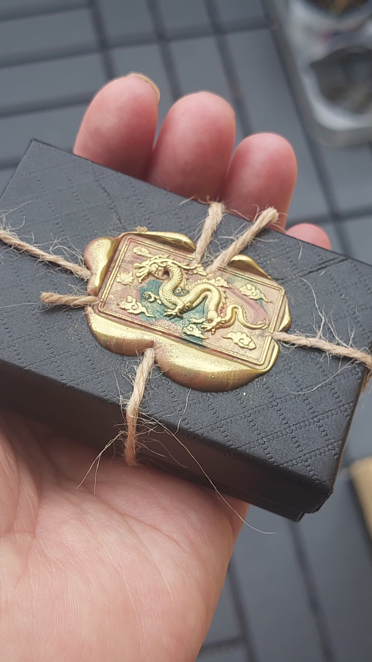 Vintage Eidechsen Schmuckset: Blauer Kristall Ohrstecker & Ring - Elegantes Geschenk für Sie