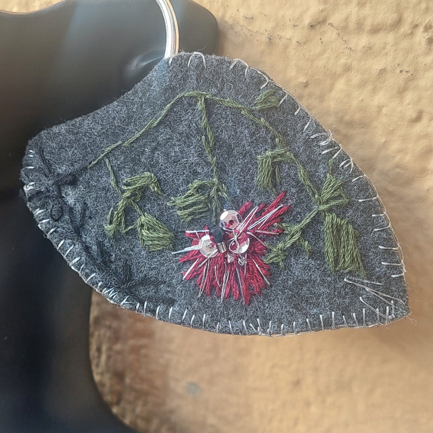 Hand embroidered dark fantasy elf ear cuffs inspired by forest botanics. Lightweight, no piercing, one of a kind fantasy jewelry.
Hand-embroidered elf ear cuffs inspired by dark fantasy and forest botanics.