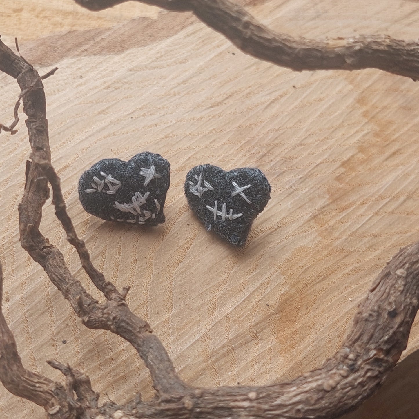 Gothic Broken Heart Stud Earrings – Minimalist Stoic Jewelry, Hand Embroidered Felt Heart