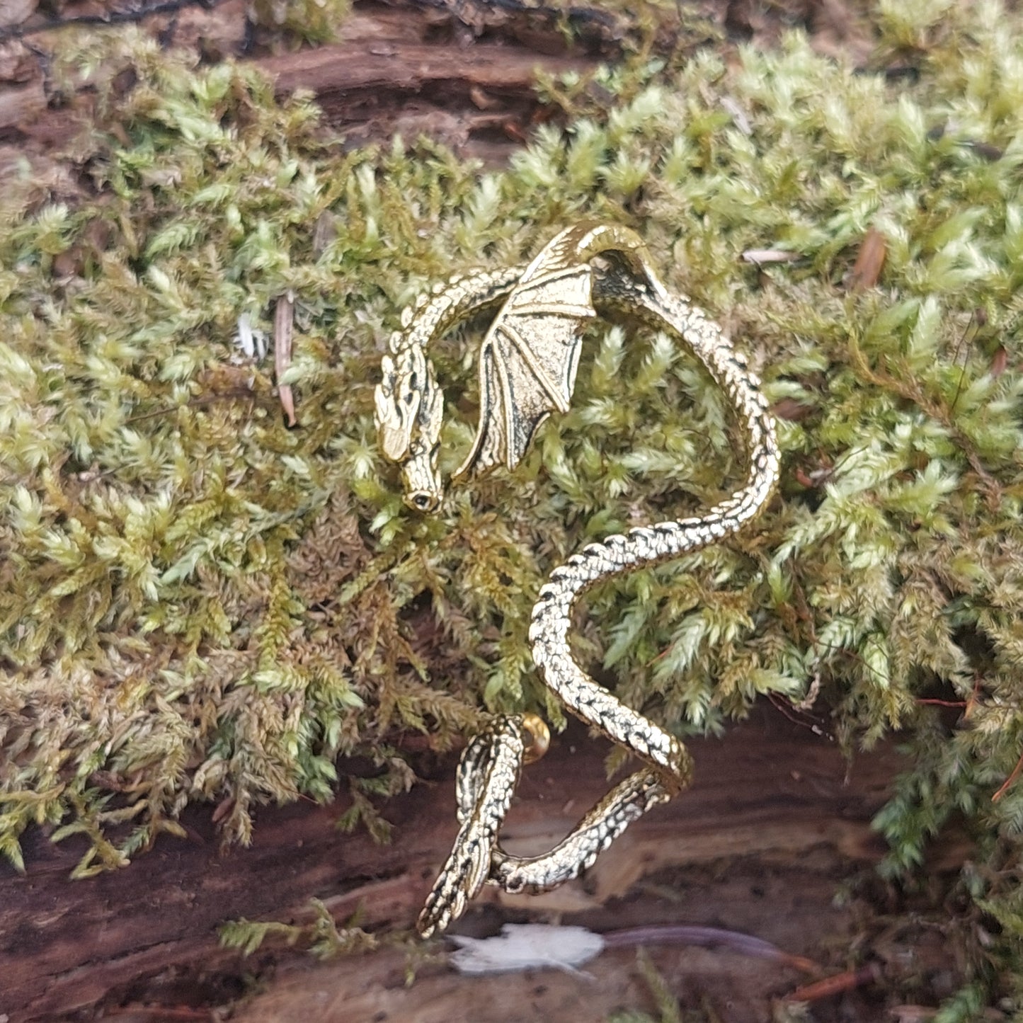 Dragon Ear Cuffs – Gothic Fantasy Earrings in Gold | Statement Jewelry for Him & Her | Unique Gift Idea