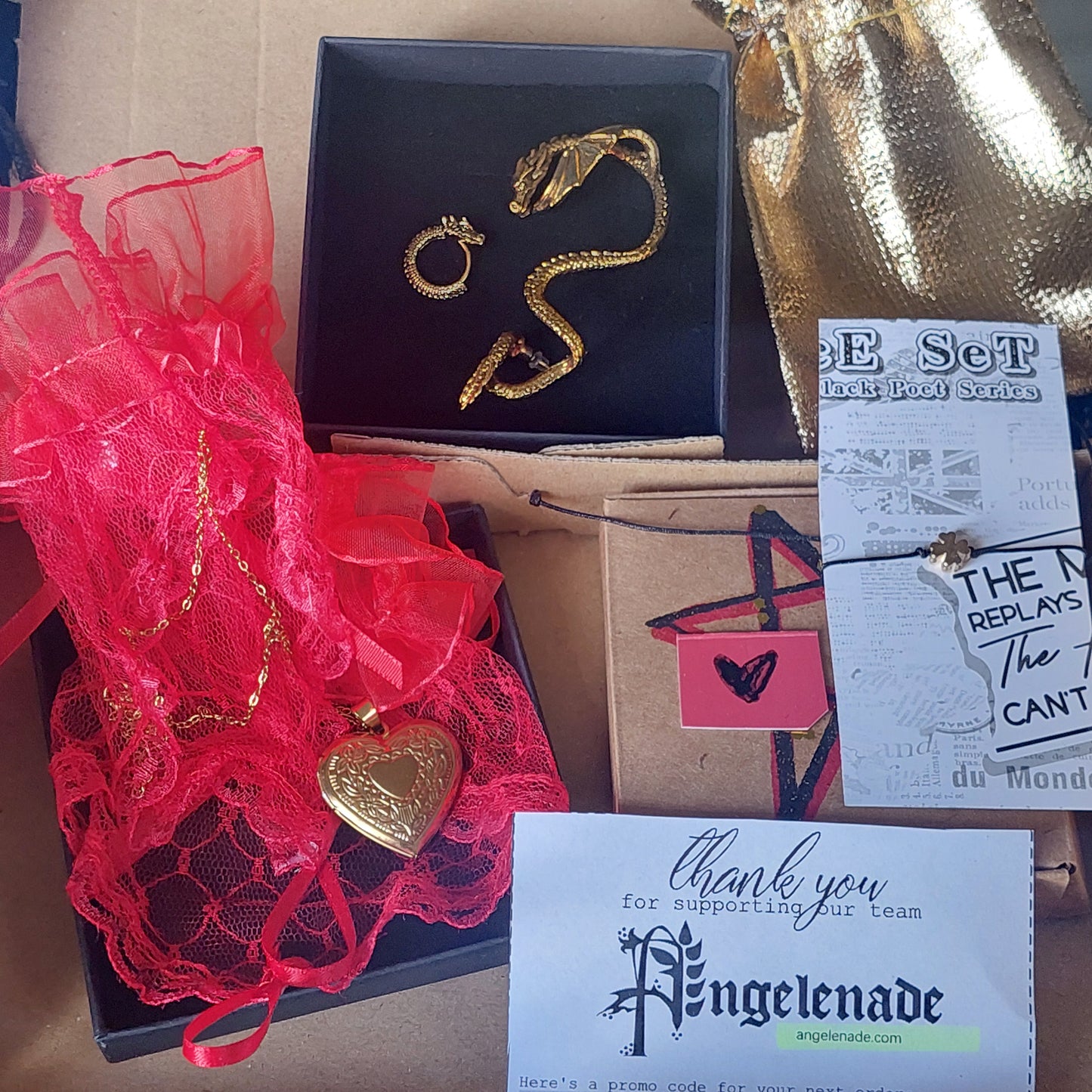 Dragon Mystery Box – Gothic Jewelry Set 5 Pcs | Ear Cuff, Earrings & Choker, Unique Gift