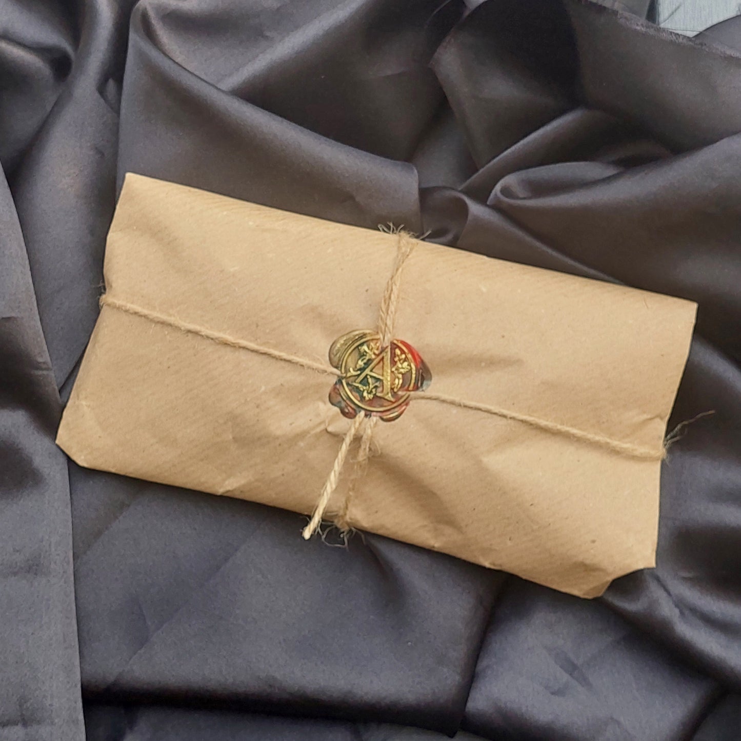 Unique gift wrapping for Angelenade