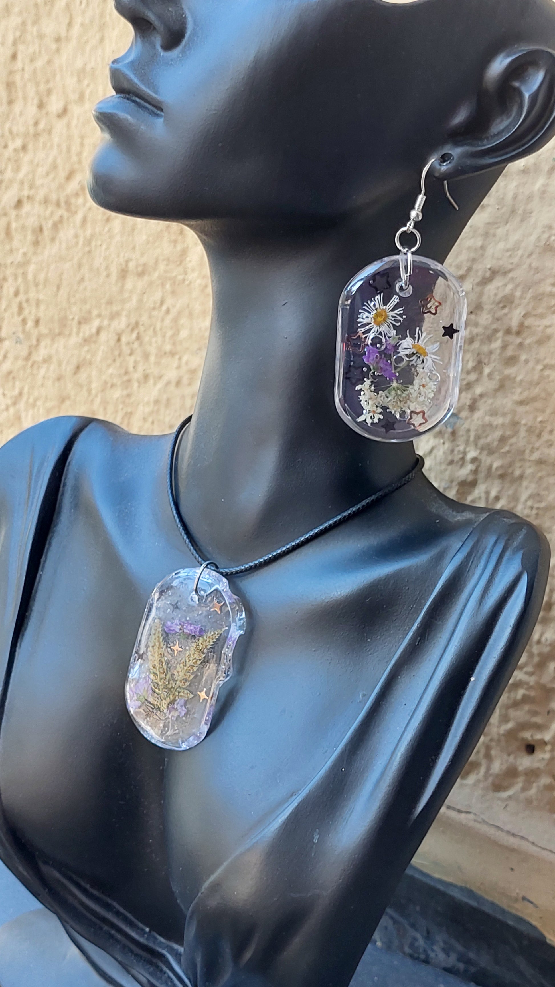 Flower Resin Jewelry Set – Handmade Earrings & Pendant Necklace, Unique Gift for Her