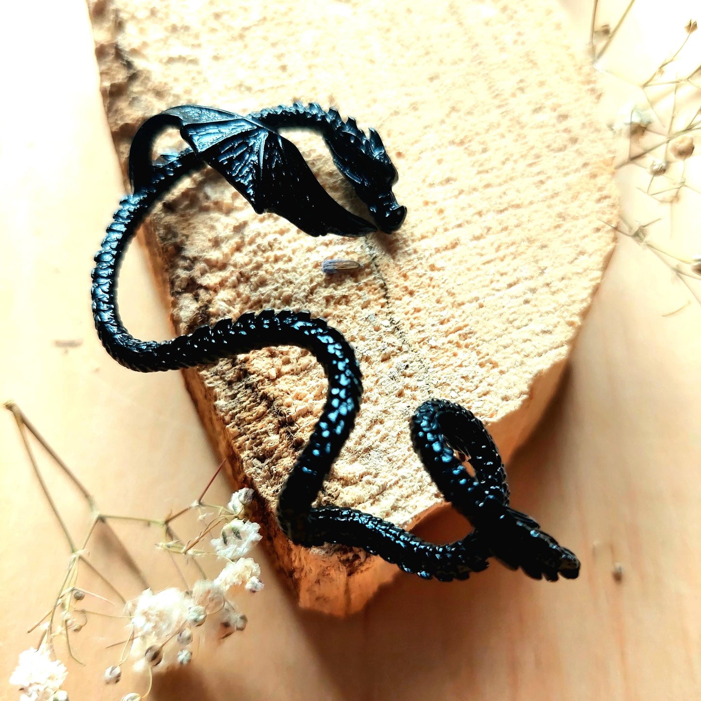 Dragon Ear Cuffs – Gothic Fantasy Jewelry in Gold, Silver & Black | Unique Cosplay Accessory & Gift for Him or Her