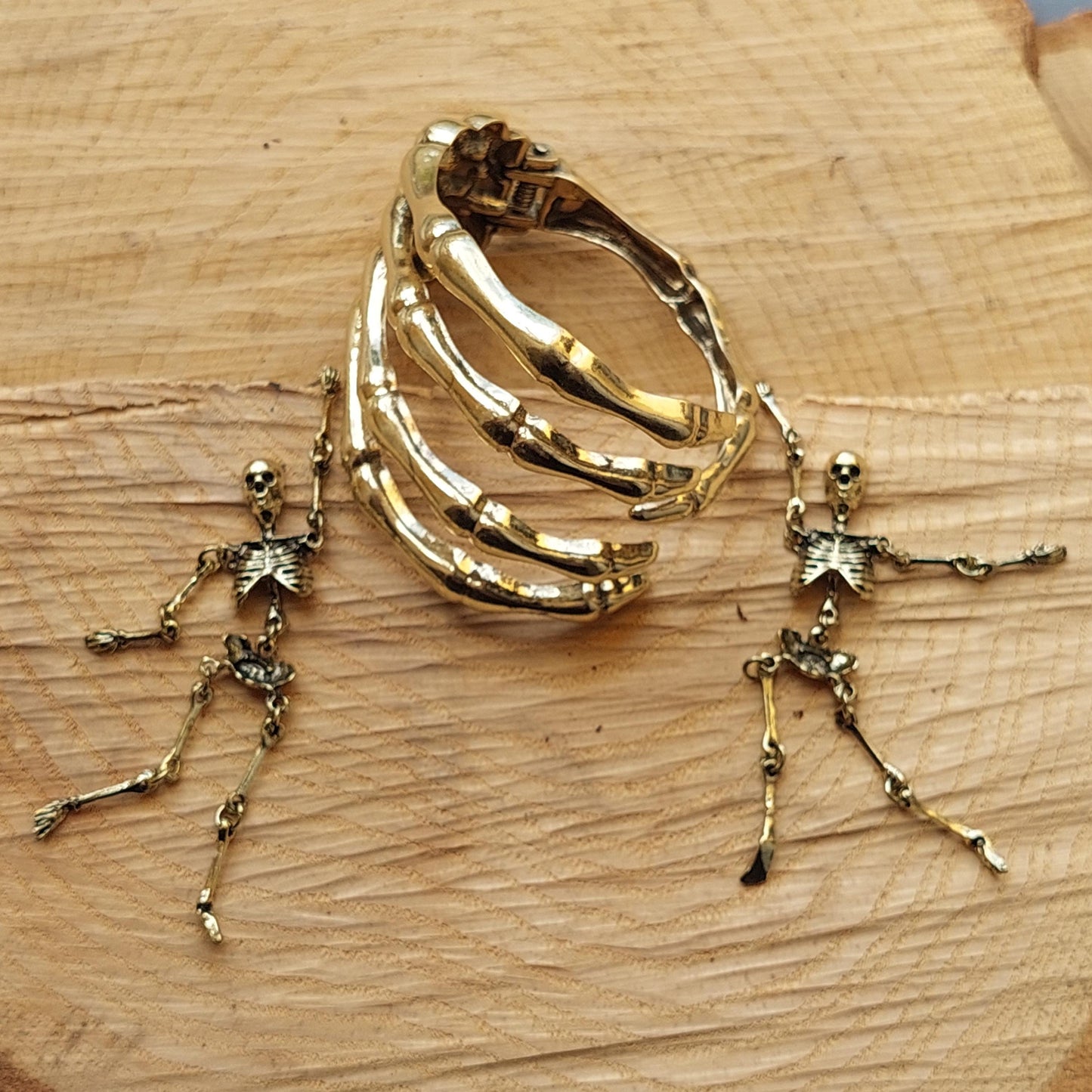 Gothic Skull Earrings & Claw Bracelet Set - Vintage Punk Jewelry Silver Gold