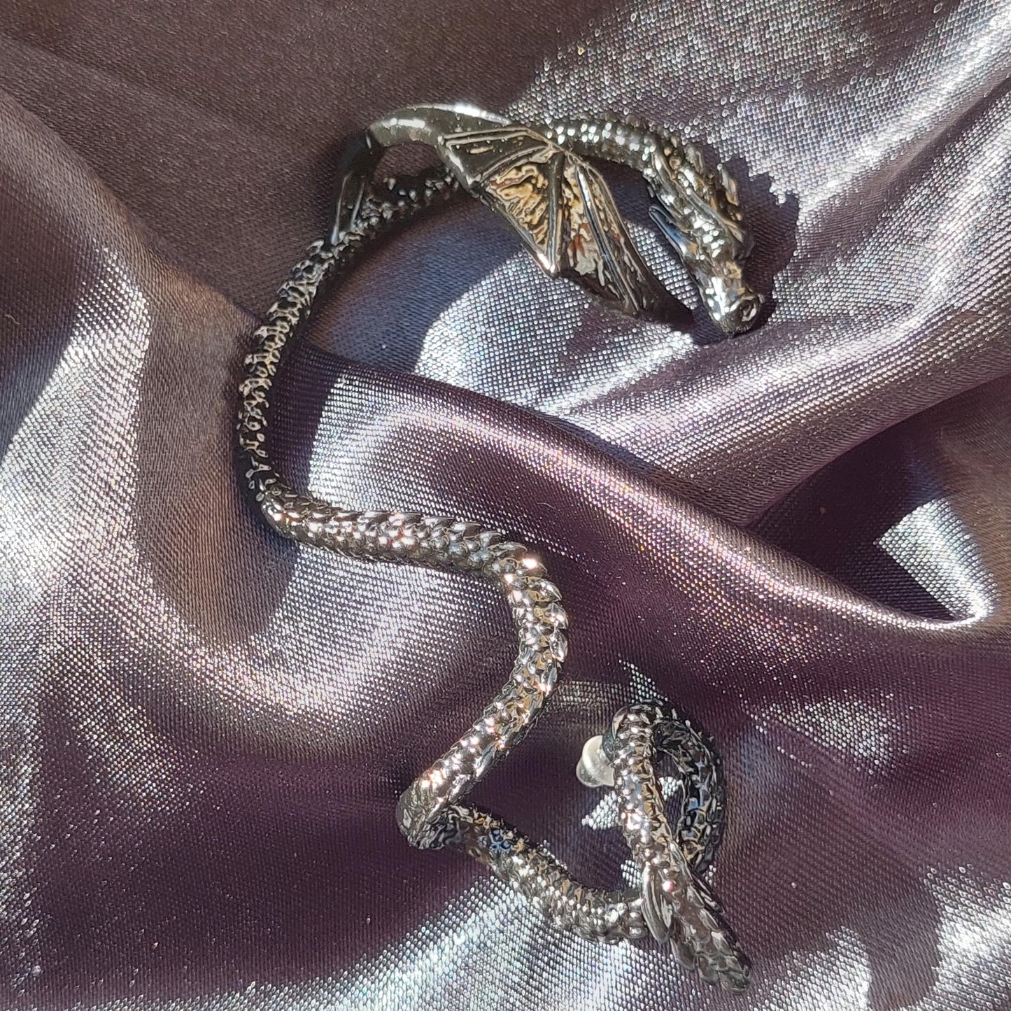 Dragon Ear Cuffs Set – Gold, Silver & Black Gothic Fantasy Jewelry | Bold Statement Earrings for Cosplay, LARP & Unique Gifts