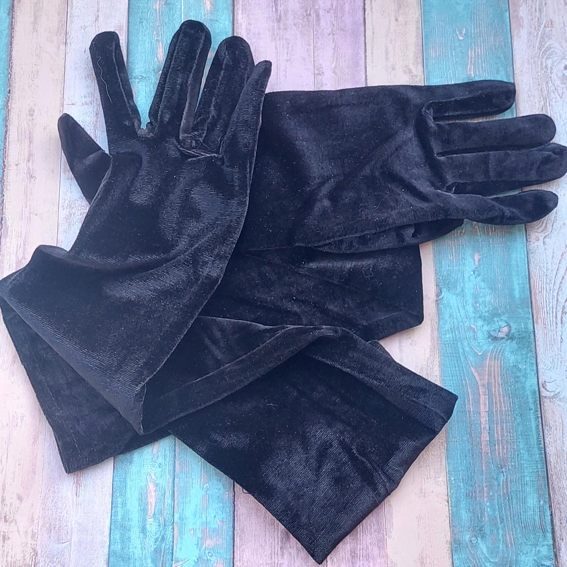 Black Velvet Opera Gloves, Long Retro Evening for Women, Perfect for Party, Wedding, Gift