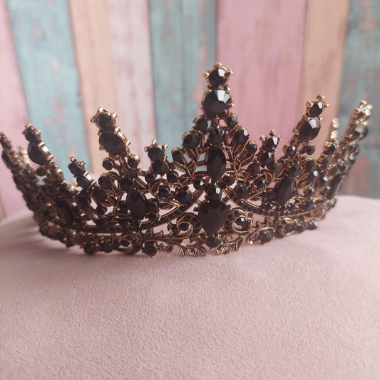 Royal Wedding Crown – Vintage Black or Pink Tiara with Crystals | Sparkling Costume Crown for Women & Girls | Princess Party Tiara Gift