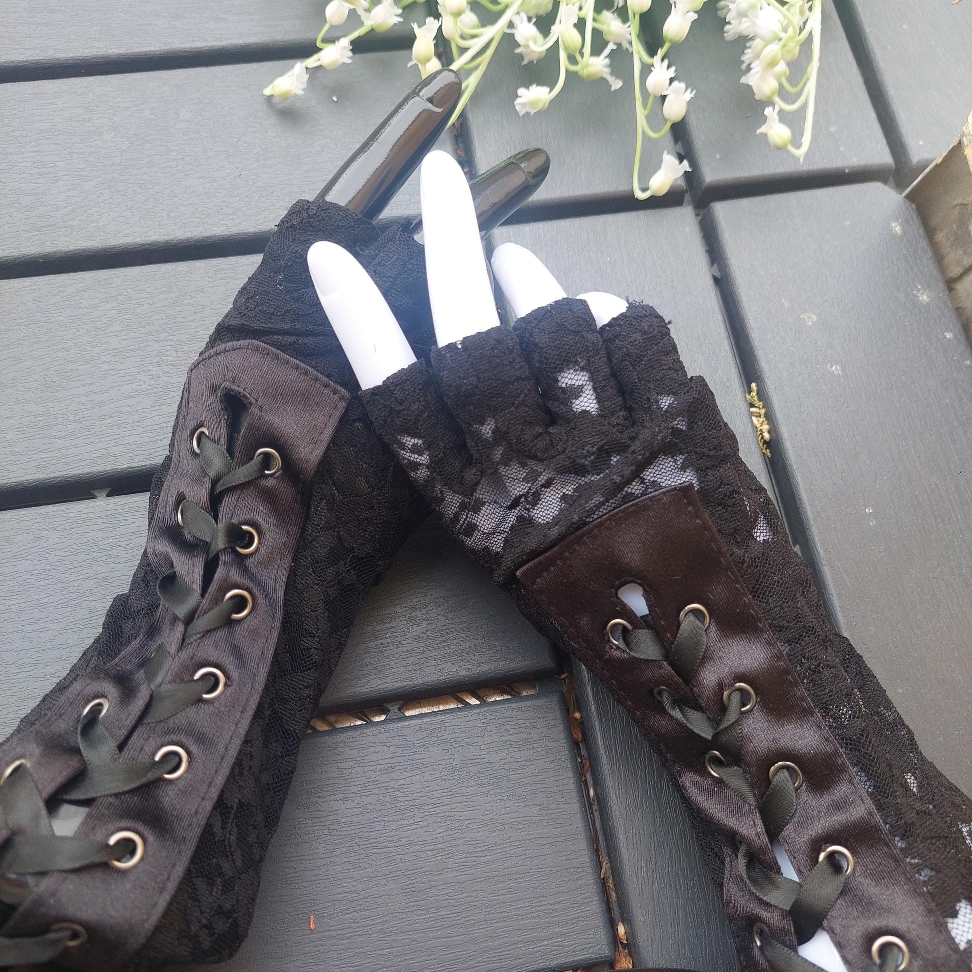 Elegant Black Lace Fingerless Evening Gloves with Statement Lacing - Stylish Women's Accessory