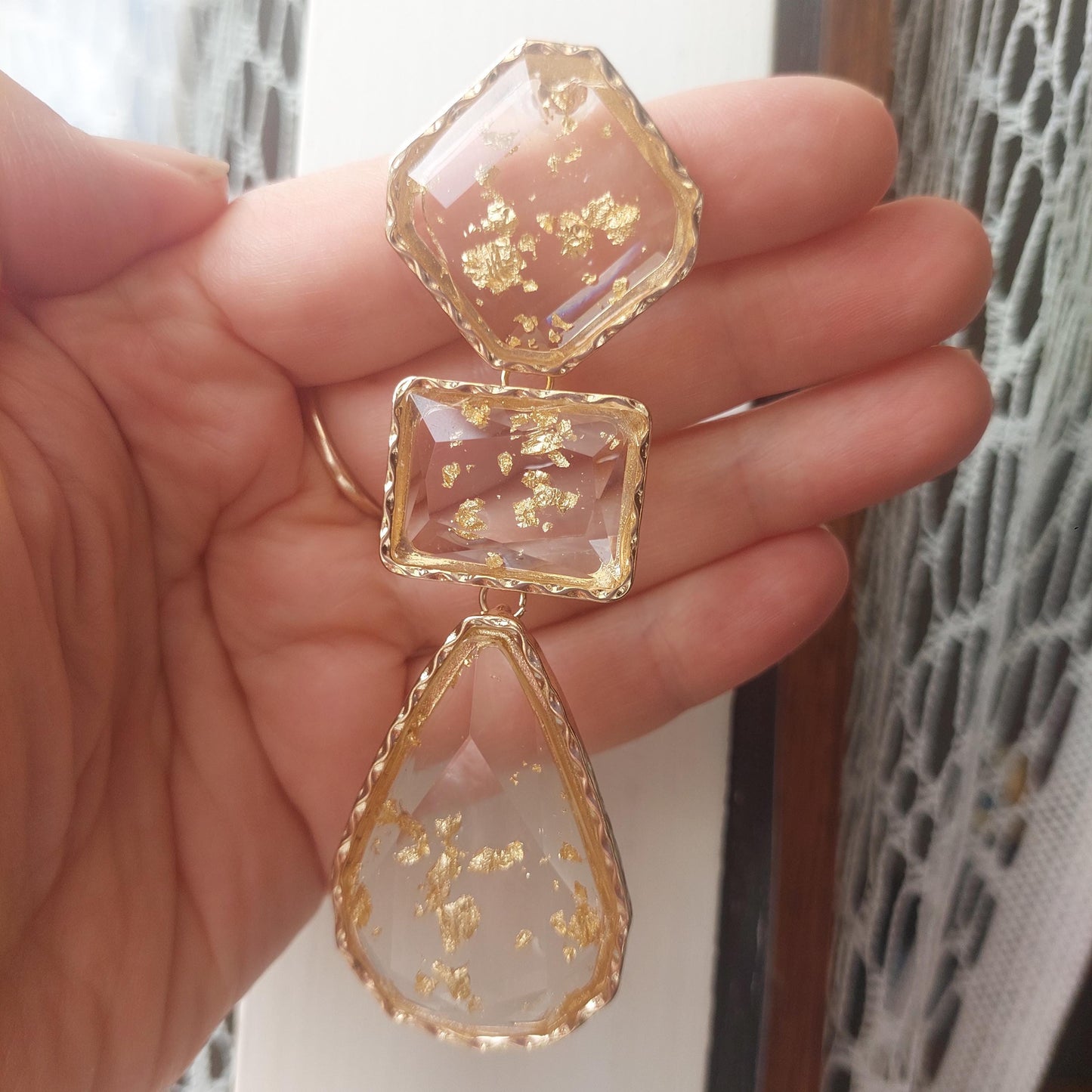 Glamorous Crystal Statement Earrings - Elegant Gold Resin Chandelier Jewelry, Vintage Boho Style, 10.5 cm Length, Gift Box Included