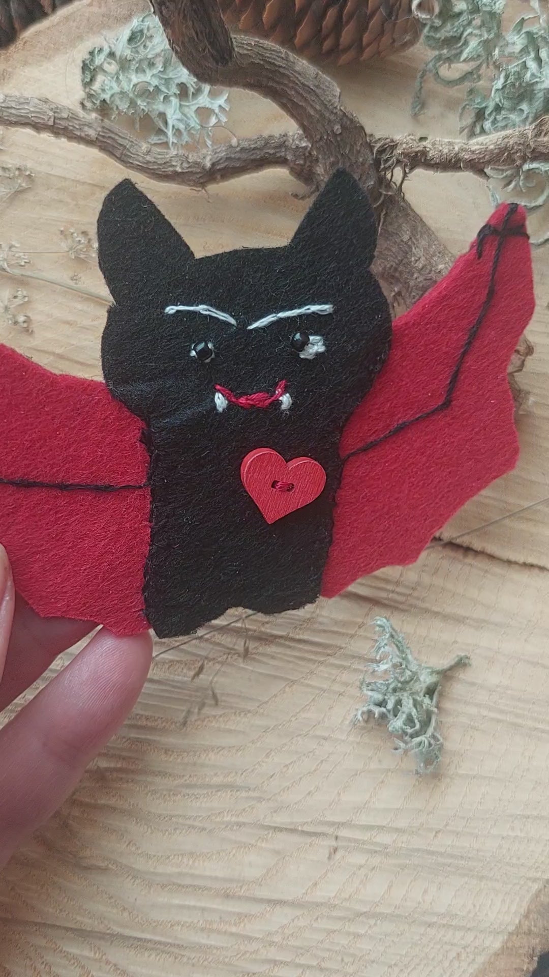 Black and red bat felt brooch, 5 × 8 cm handmade Halloween pin